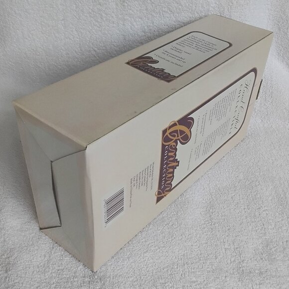 Genuine 12" Porcelain Handcrafted Collectible Doll Century Collection BNIP!! - Picture 3 of 4